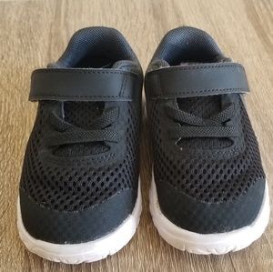 Kids Black Nikes